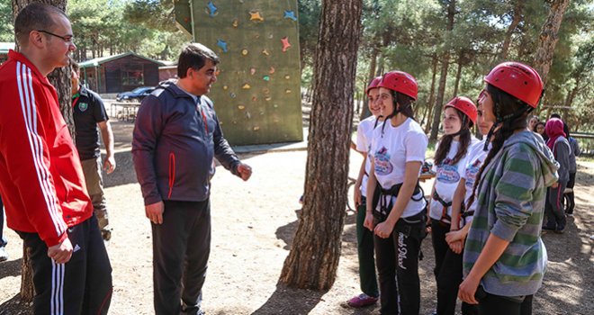 ŞEHİTKAMİLLİ GENÇLER DOĞAYLA İÇ İÇE