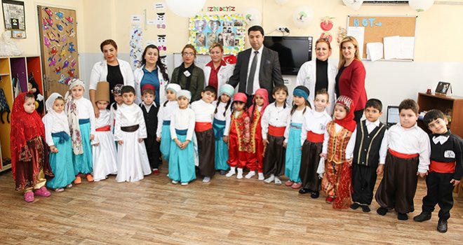 ŞEHİTKAMİL’Lİ MİNİKLER ŞEHİTLERİ ANDI