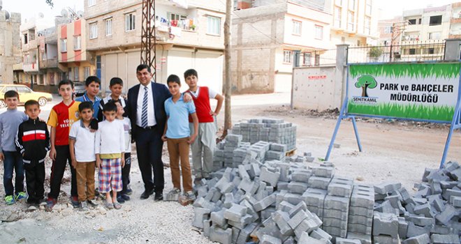 ŞEHİTKÂMİL’DEN YENİ PARKLAR, GÜLEN YÜZLER