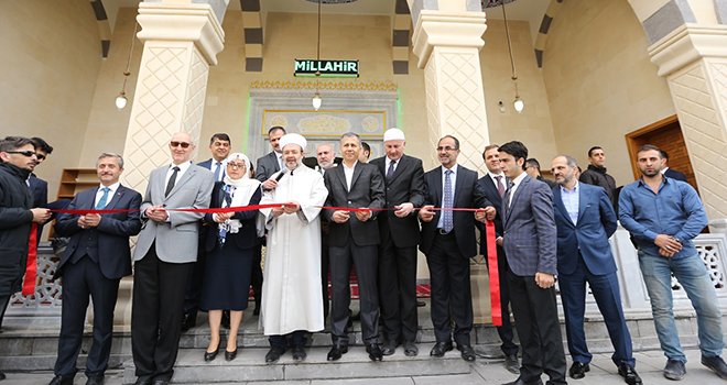 Şeyh Şamil Camisi’ni Görmez ile Şahin birlikte açtı