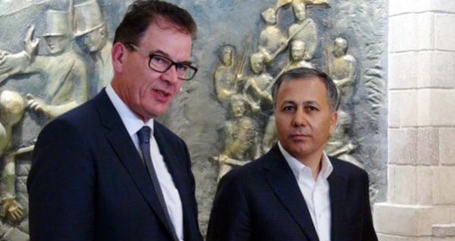 Sığınmacılar konusunda Türkiye'nin yanındayız