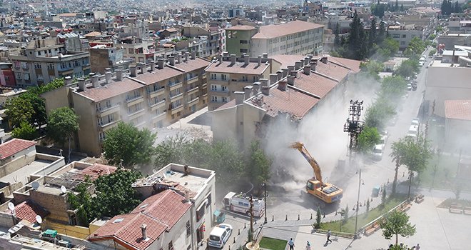 Şıh meydanı büyüyerek cazibe merkezine dönüşüyor