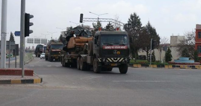 Sınıra askeri sevkiyat sürüyor!..