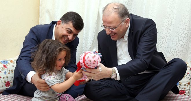 SOFRALARIN BEREKETİ BİRLİKTE PAYLAŞILIYOR