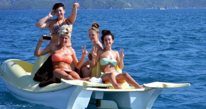 Sonbahar'da Marmaris Plajları Cıvıl Cıvıl