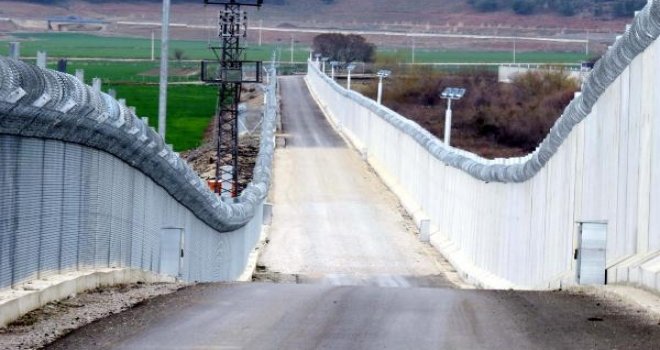 Suriye sınırı Fiziki Güvenlik Sistemi ile artık daha güvenli