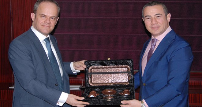 Suriyelilerin Entegrasyonunu Sağlamak İçin Eğitim Kampüsü Kurulması Gerekiyor