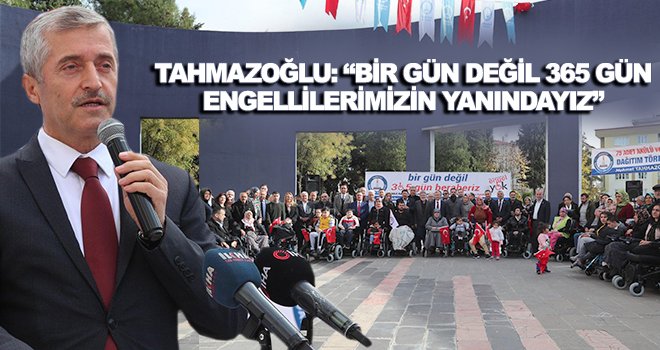 Tahmazoğlu, engelli vatandaşlara tekerlekli sandalye hediye etti