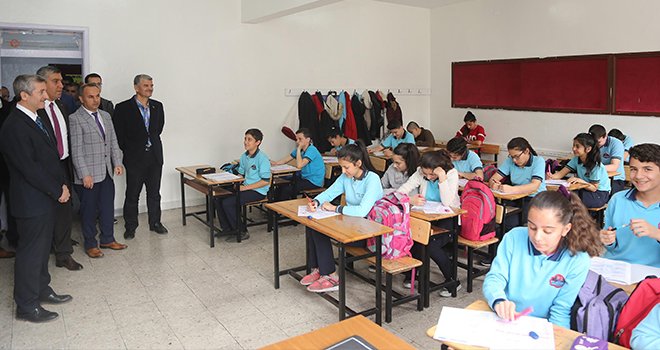 Tahmazoğlu: Siz kitap okuyunuz biz ödüllendirelim