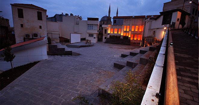 TARİHİ, YENİDEN CANLANDIRIYOR