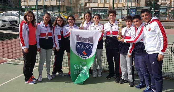 Tenis İl Şampiyonasında SANKO Okulları ikinci