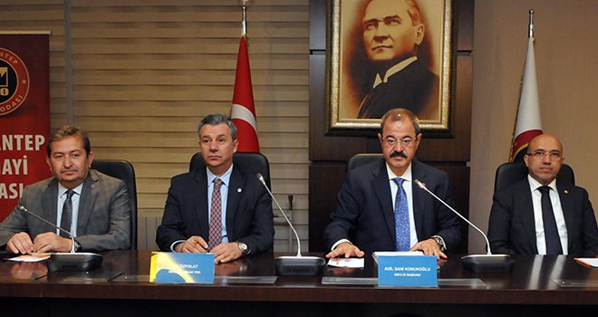 Ülkemizin geleceğinden hiçbir şüphemiz yok