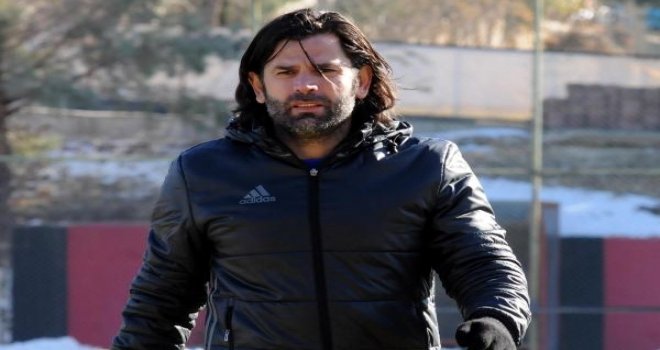 Üzülmez: Kazanan takım hüviyetine bürünmemiz gerekiyor