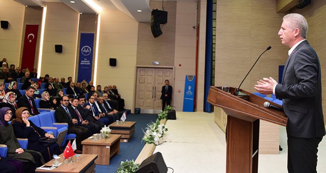 Vali Gül :Mutlu aile, iletişimi güçlü olan ailelerle olur 