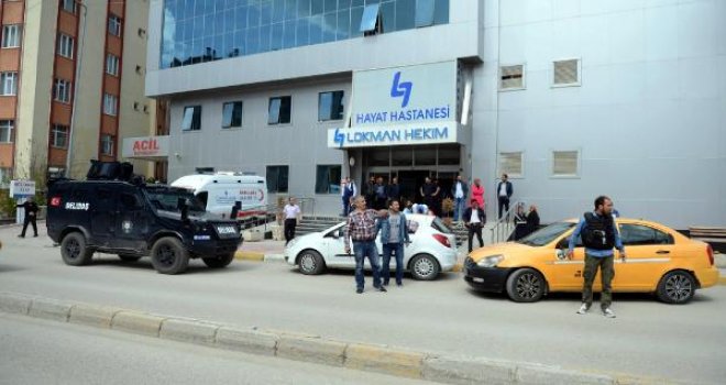 Van'da bombalı tuzak: 2 polis şehit, 1 polis yaralı