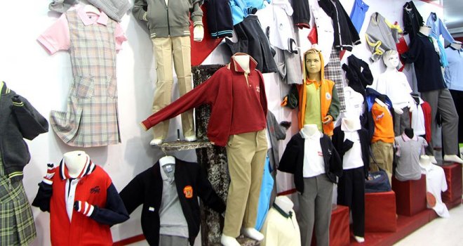 Velilerin kıyafet ve kırtasiye fiyatı isyanı