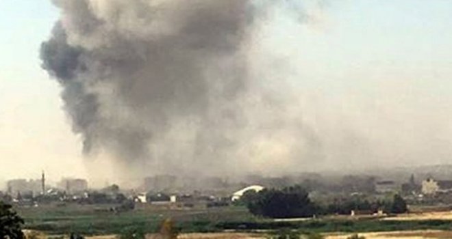 Yayladağı'na 2 top mermisi düştü