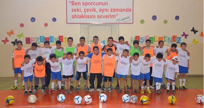 YAZ SPOR OKULLARINDA REKOR SAYI