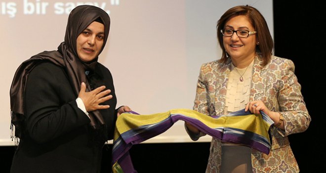 Yazar Damla Gaziantepli Kadınlara “Hz.Hatice”yi Anlattı