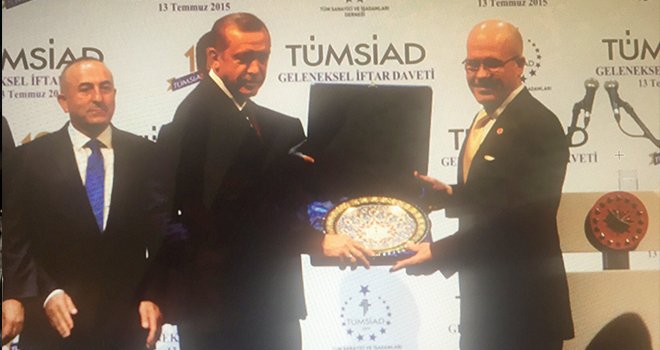 Yıldırım'a 10.Yıl Tümsiad Ödülün