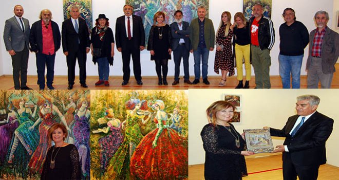 Yıldız Turkuaz Temalı 15'nci sergisini Sanko Sanat Galerisinde açtı