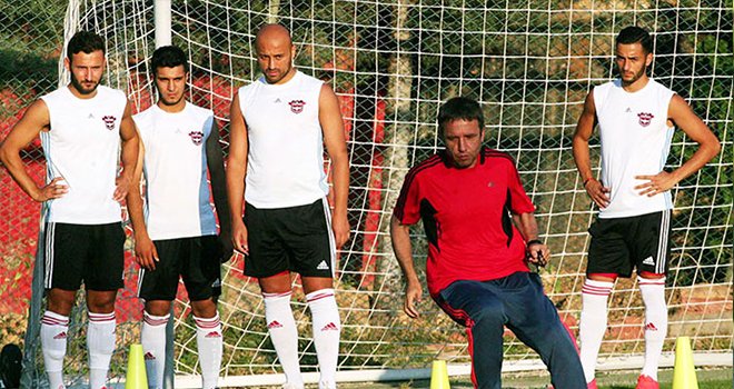 Zafer Yelen göze girmeye çalışıyor