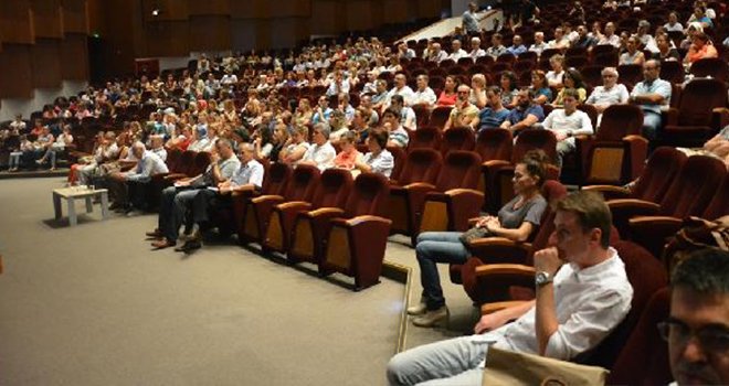 Zil Sesi Öğrencileri Hırçınlaştırıyor