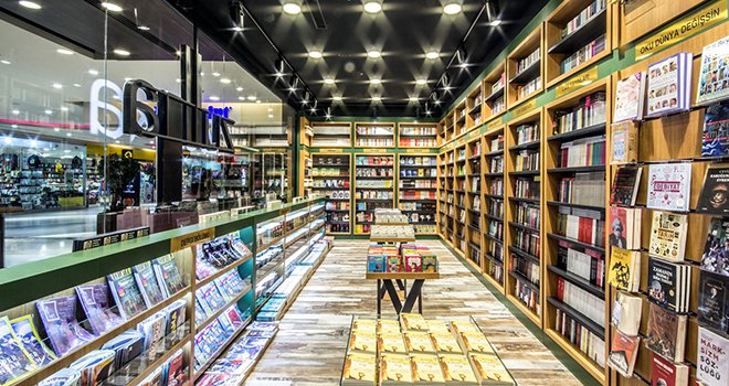 Zukka Kitap & Cafe beşinci şubesi Sanko parkta
